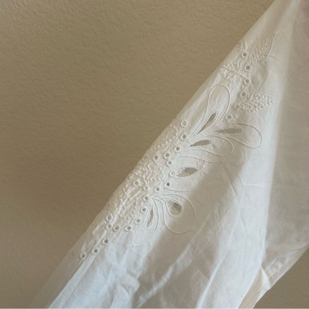 NWT Rails Saylor Button Up Cotton Eyelet White Ruffled Collar Dress - Picture 6 of 7